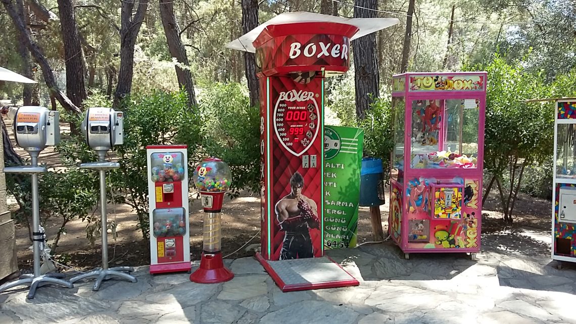 A Travel guide to attractions and things to do in Istanbul, Turkey