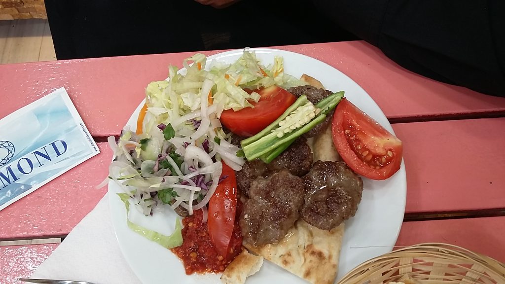 Turkish food guide, foods to avoid in Turkey, what not to eat in Turkey, Turkish street food safety, travel tips Turkey, Turkish cuisine guide, food safety in Turkey, Turkey travel advice, eating in Turkey, food hygiene Turkey, Turkish restaurants, traveler’s food guide Turkey, Turkish meals, safe food in Turkey, avoid food poisoning Turkey, Turkey travel blog, Turkish food culture, Turkish dining tips, what to avoid eating in Turkey, Turkey food travel