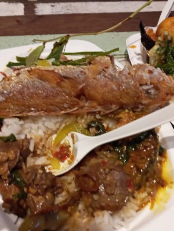 Thai Food & Drink Having in Bangkok